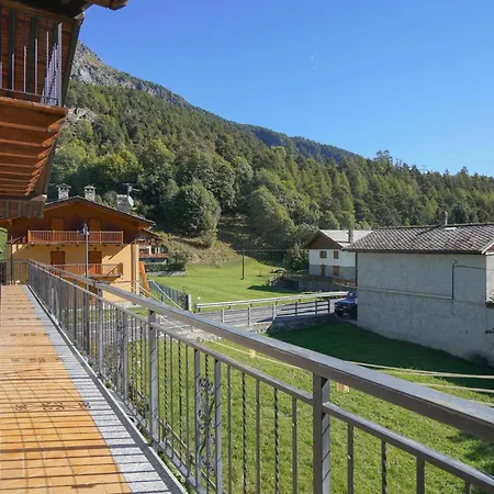 Lovely Apartment In Brusson Ao Διαμέρισμα